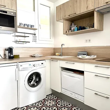 Astrella - Vue Apartament