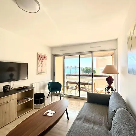 Astrella - Vue Apartament *